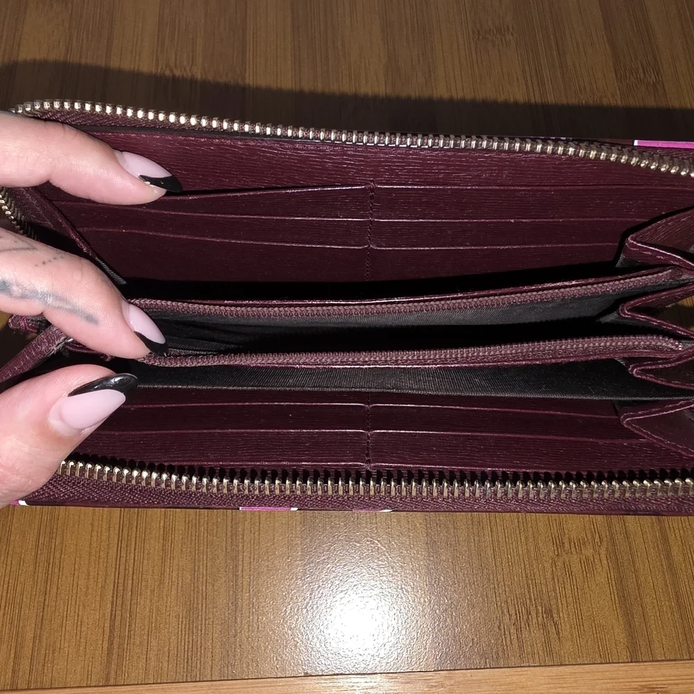 Gucci Wallet | Heart Print Wallet - Purple and Pink